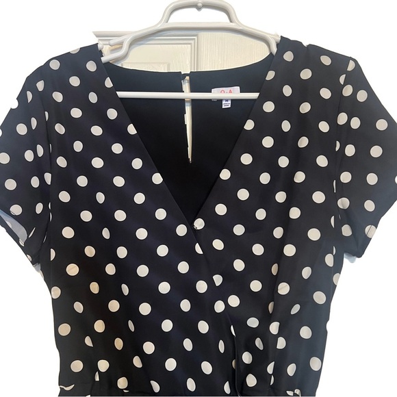 Q+A Los Angeles - black and white polka dot romper Women’s size M - Picture 4 of 7